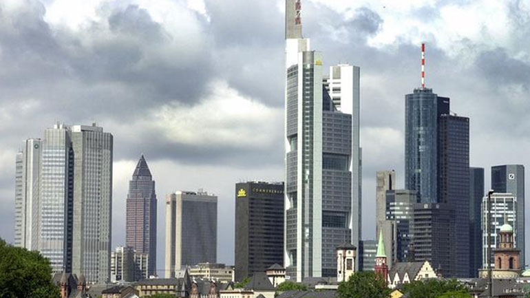 Μπορεί η Φρανκφούρτη να διαδεχθεί το Σίτι του Λονδίνου;