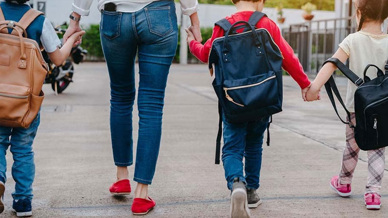 Πώς να διαλέξετε σχολική τσάντα για το παιδί