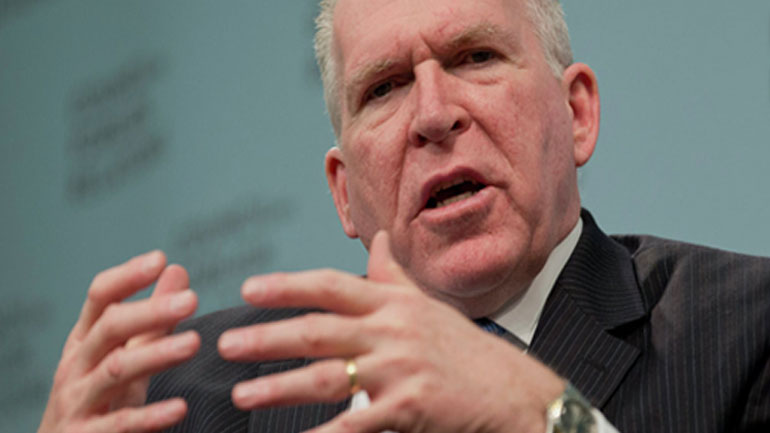 Ο πρώην διευθυντής της CIA προβλέπει «καταστροφή στο Λευκό Οίκο»