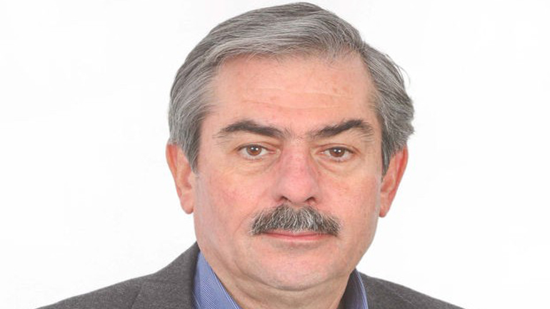 Θ. Πετράκος: Ή με την ΛΑ.Ε. ή με αυτούς που ψήφισαν τα μνημόνια