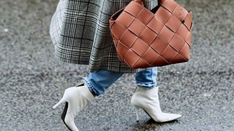 Αυτά είναι τα παπούτσια που έχουν τα it girls στην ντουλάπα τους!