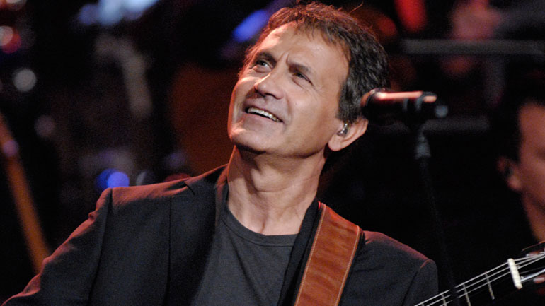 Γιώργος Νταλάρας και Εστουδιαντίνα στο Κέντρο Πολιτισμού Ίδρυμα Νιάρχος