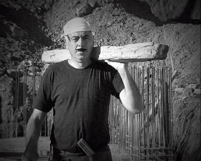 Ο Χάρης Θεοφράστου