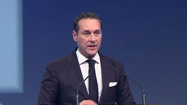 Ο Αυστριακός αντικαγκελάριος πρότεινε τη συγκρότηση κοινής πολιτικής ομάδας με το κόμμα του Όρμπαν