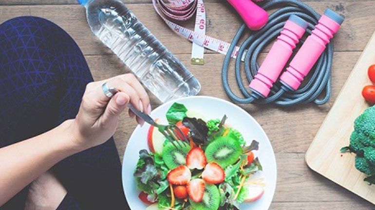 Πώς θα συνδυάσετε σωστά υδατάνθρακες, πρωτεΐνες και λιπαρά