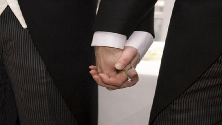 Δημοψήφισμα στη Ρουμανία για την απαγόρευση ομοφυλοφιλικών γάμων