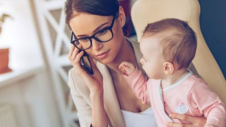 Πώς θα συνδυάσετε οικογένεια και δουλειά