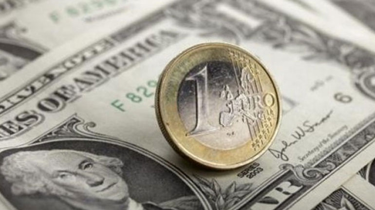 Πτώση σημειώνει το ευρώ στην αγορά συναλλάγματος