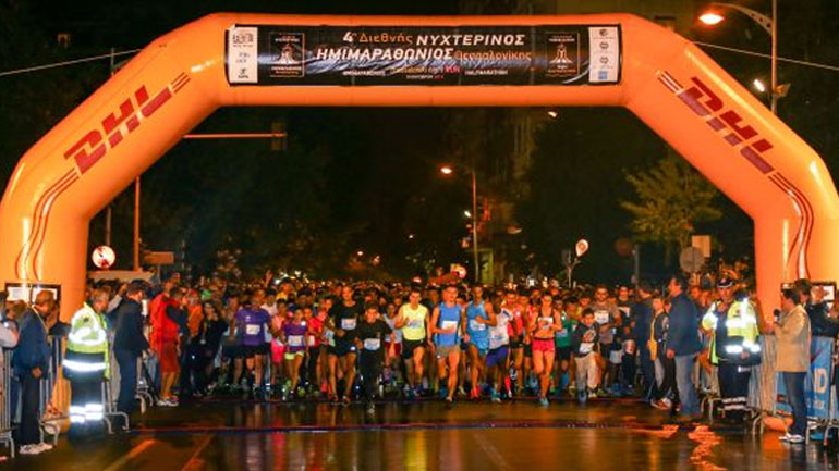 Νυχτερινός Ημιμαραθώνιος Θεσσαλονίκης: Παρατείνονται έως 19/9 οι ομαδικές εγγραφές