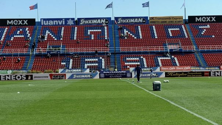 Με κόσμο στη Νέα Σμύρνη ο Ολυμπιακός