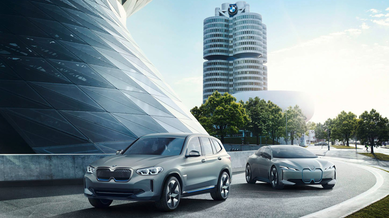 1.000 παραγγελίες σε δύο εβδομάδες για τη BMW iX3