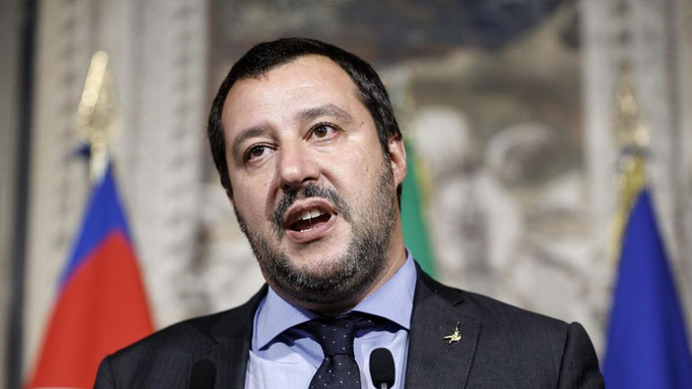 Ο Σαλβίνι διαψεύδει τον Γερμανό ομόλογό του ότι έχει επιτευχθεί συμφωνία για τους μετανάστες