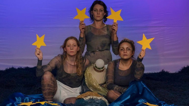 Το Ελληνογερμανικό Θέατρο έρχεται στο Θέατρο Τέχνης με το «Eurexit» του Κώστα Παπακωστόπουλου