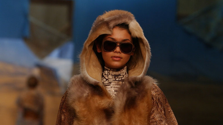«Όχι» στη γούνα λένε στην Εβδομάδα Μόδας του Λονδίνου