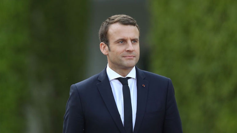 Γαλλία: Ο Εμανουέλ Μακρόν συμβουλεύει έναν άνεργο νεαρό να αλλάξει τομέα για να βρει δουλειά