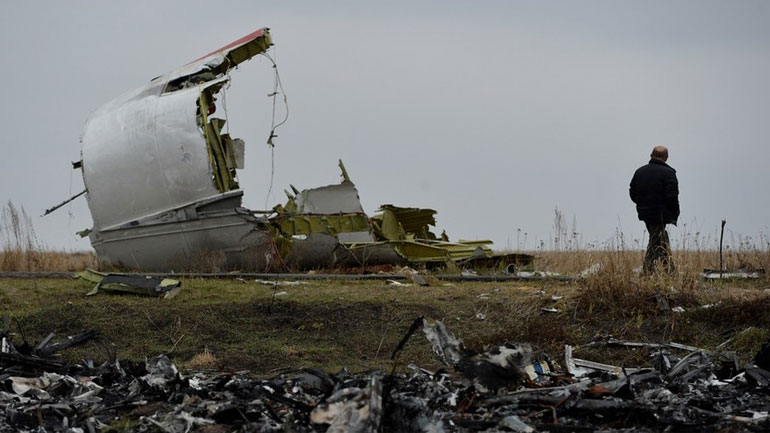 Tραγωδία MH17: Ουκρανικός ο πύραυλος που κατέρριψε το αεροσκάφος λένε ρωσικές πηγές Tραγωδία MH17: Ουκρανικός ο πύραυλος που κατέρριψε το αεροσκάφος λένε ρωσικές πηγές