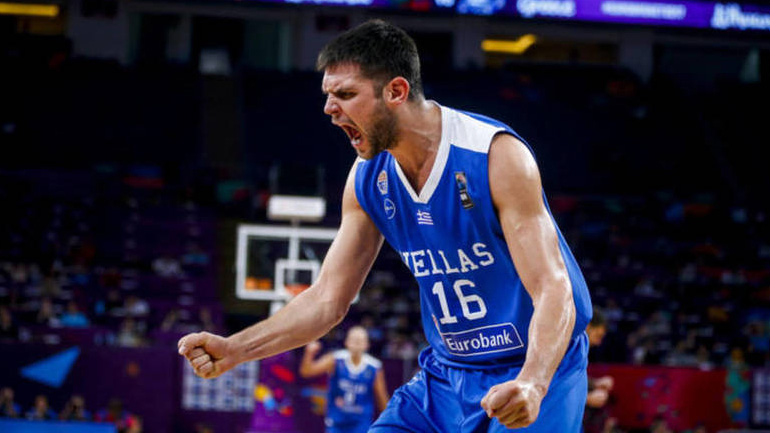 Στην κορυφή του Top-5 το buzzer beater του Παπανικολάου!