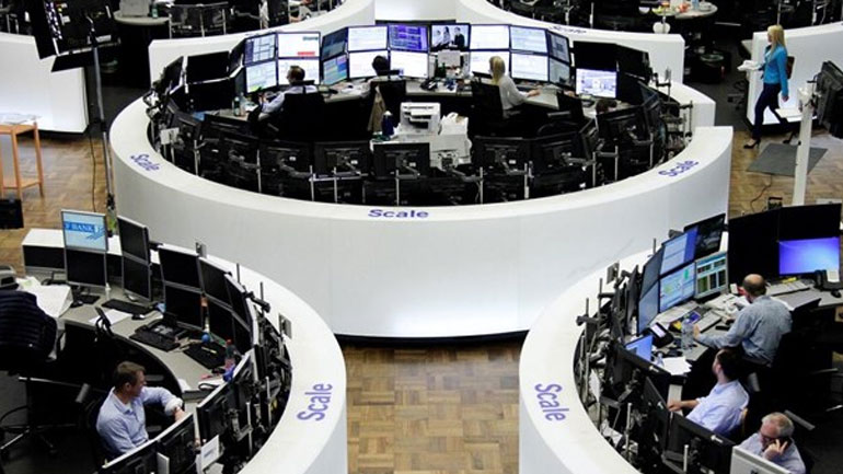 «Χαμηλές πτήσεις» στις ευρωαγορές