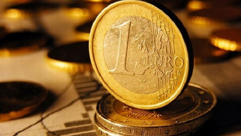 Ενισχύεται το ευρώ έναντι του δολαρίου