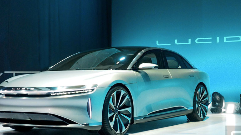 Η Σαουδική Αραβία επενδύει 1 δισ. δολάρια στην ανταγωνίστρια της Tesla, Lucid