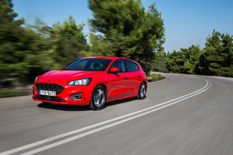 Άνετο, καλοστημένο και ευχάριστο οδηγικά. Τι άλλο να ζητήσεις; Και όλο το πακέτο ακόμα και στις απλές εκδόσεις...