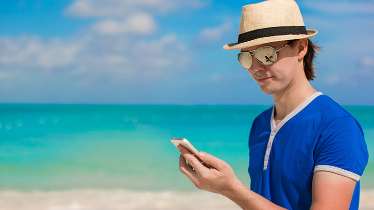 Κίνηση-ρεκόρ 33 εκατ. GB στο δίκτυο COSMOTE το καλοκαίρι