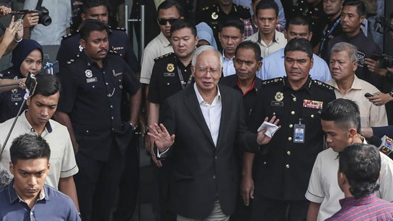 Συνελήφθη ο πρώην πρωθυπουργός της Μαλαισίας για διαφθορά