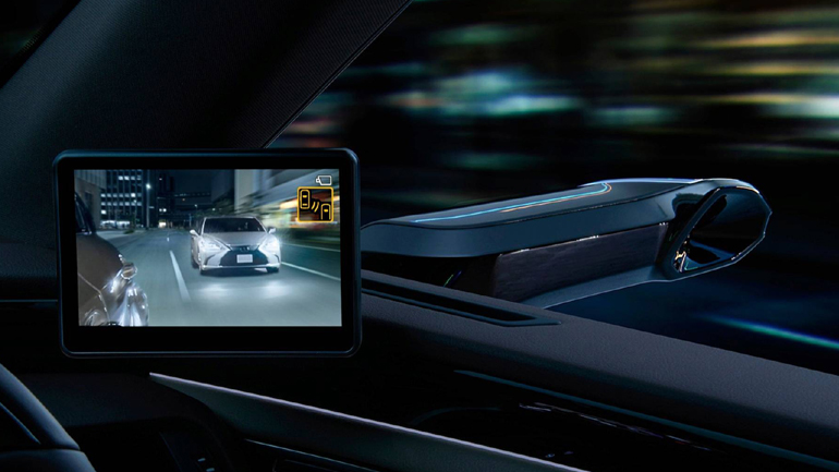 Η Lexus αντικατέστησε τους παραδοσιακούς καθρέπτες με κάμερες