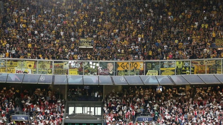 Το «ευχαριστώ» της ΑΕΚ στους 2.500 φιλάθλους της που βρέθηκαν στο Άμστερνταμ