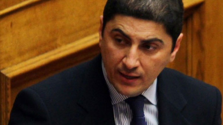 Αυγενάκης: «Η κυβέρνηση εκχωρεί, εν κρυπτώ, δημόσια περιουσία»