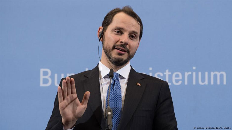 O υπ. Οικονομικών της Τουρκίας και γαμπρός του Ερντογάν στο Βερολίνο