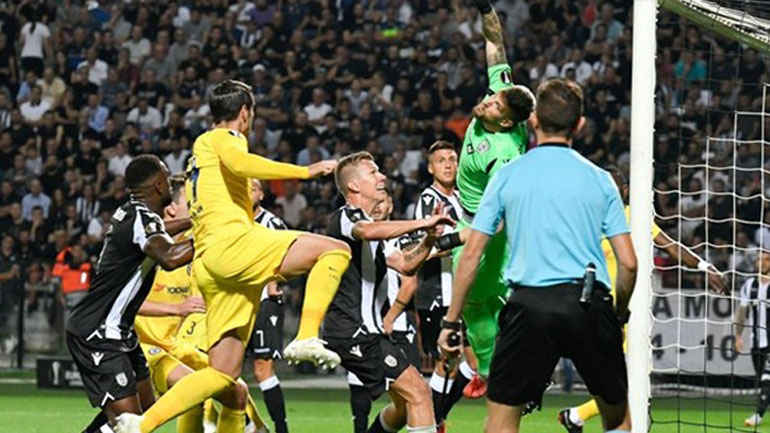 Με ΑΕΚ και Ολυμπιακό δοκιμάζει ο ΠΑΟΚ το μετάλλιό του