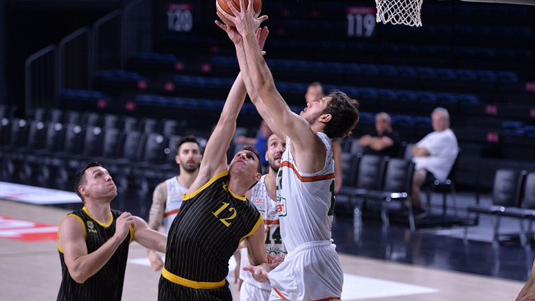 Mπάσκετ: Ποδαρικό με νίκη για την ΑΕΚ στην Κωνσταντινούπολη