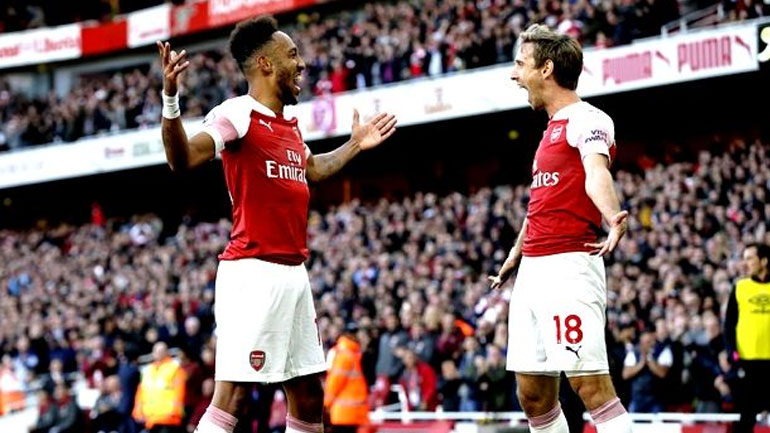 Αγγλία: Τρίποντο για την Άρσεναλ, τραυματίστηκε ο Παπασταθοπουλος