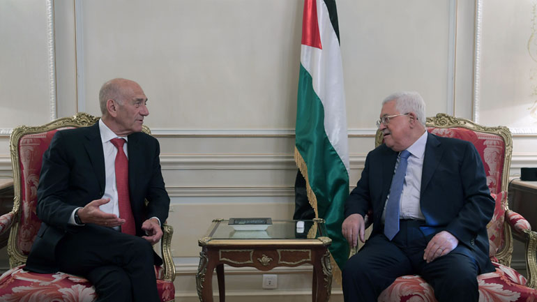 Εχούντ Όλμερτ: Ο Αμπάς είναι ο μοναδικός παλαιστίνιος ηγέτης που μπορεί να φέρει την ειρήνη με το Ισραήλ