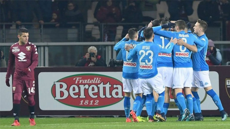 Iταλία: Πέρασε νικηφόρα (3-1) από το Τορίνο η Νάπολι