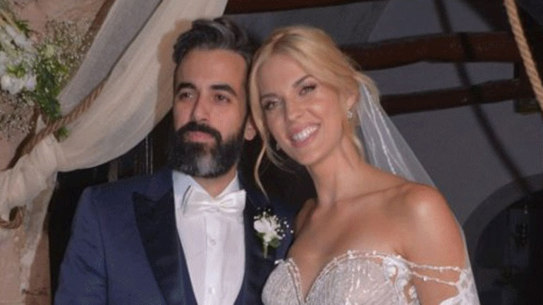 Μαντώ Γαστεράτου: Το παραμυθένιο νυφικό με τα 40.000 κρύσταλλα Swarovski!