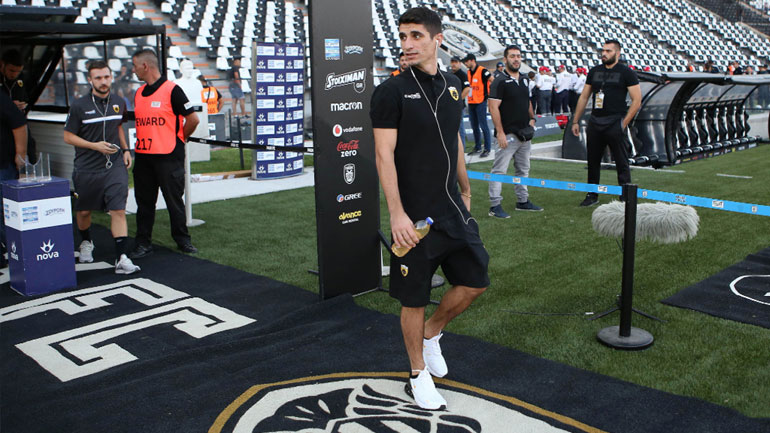 Ο αρχηγός της ΑΕΚ, Πέτρος Μάνταλος