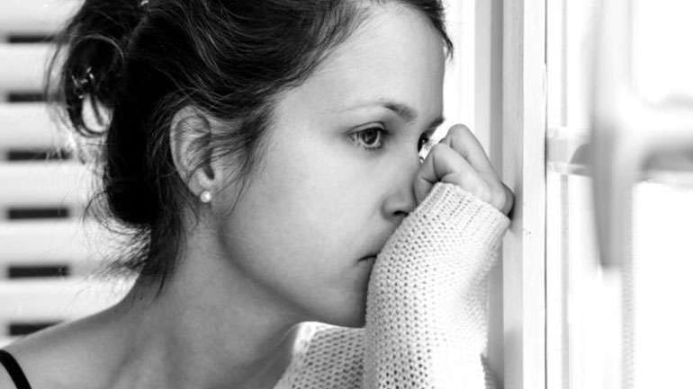 Κρίσεις πανικού: Πώς μπορείτε να περιορίσετε τα συμπτώματα