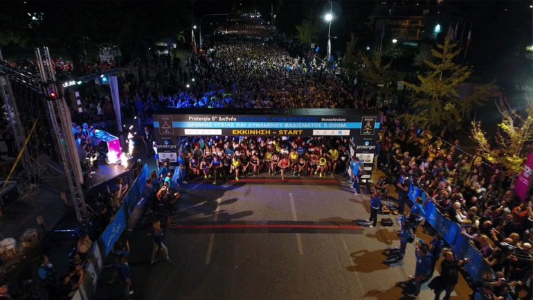 Στίβος: 20.000 οι συμμετοχές στον Νυχτερινό Ημιμαραθώνιο Θεσσαλονίκης