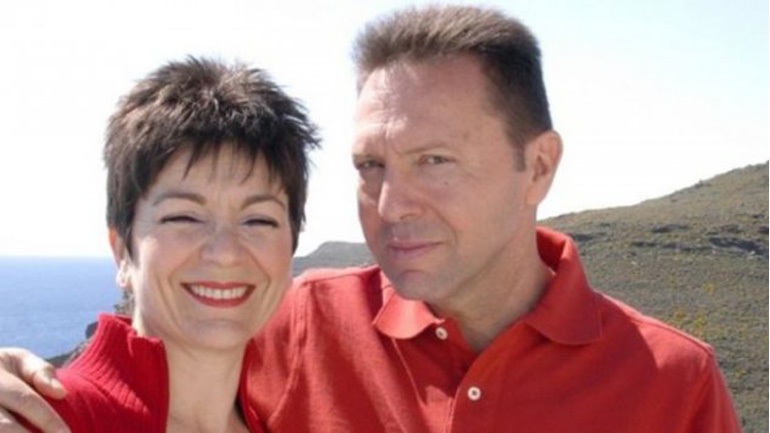 Η σύζυγος Στουρνάρα στην αντεπίθεση