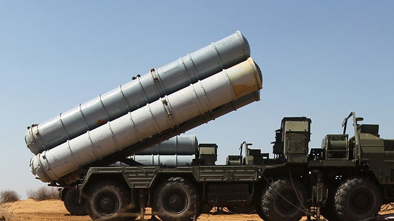 Το Κρεμλίνο δεν σχολιάζει τους όρους παράδοσης των S-300 στη Συρία