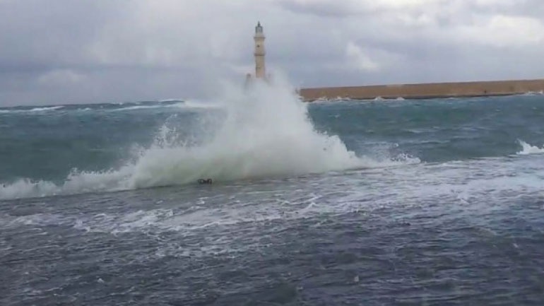 Μετ’ εμποδίων οι ακτοπλοϊκές συγκοινωνίες λόγω των ισχυρών ανέμων