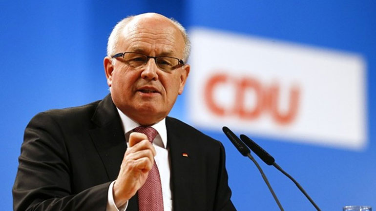 Γερμανία: Έχασε την ηγεσία της Κ.Ο. της Χριστιανικής Ένωσης ο Κάουντερ – Αναταραχή στο εσωτερικό των κομμάτων