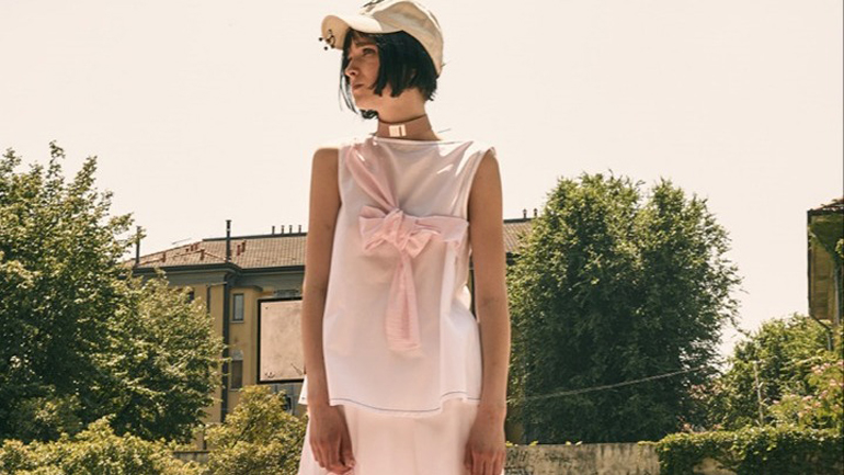 Με έμπνευση από την Καλιφόρνια η σειρά «I’m Isola Marras»