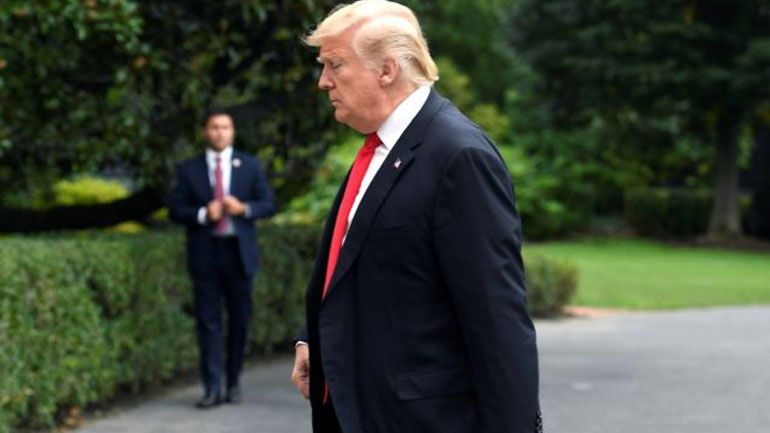 ΗΠΑ: Αναβάλλεται για την επόμενη εβδομάδα η συνάντηση Τραμπ – Ροζενστάιν