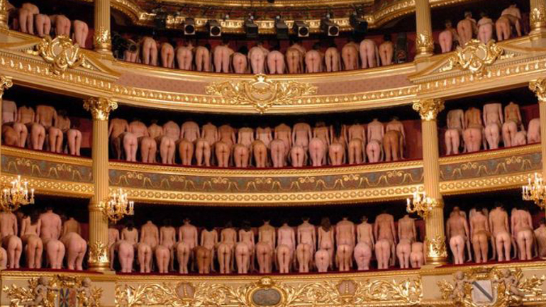 Η Όπερα Κουίνσλαντ χρειάζεται 200 γυμνές γυναίκες