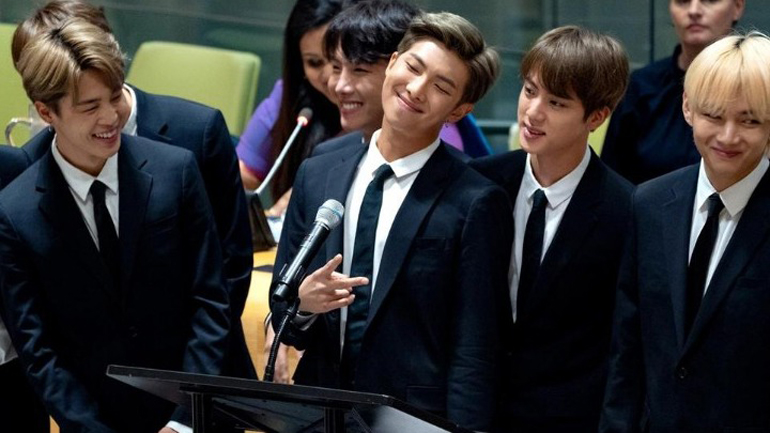 Οι «Beyond the Scene» έγραψαν ιστορία ως η πρώτη K-pop μπάντα που μίλησε στον ΟΗΕ