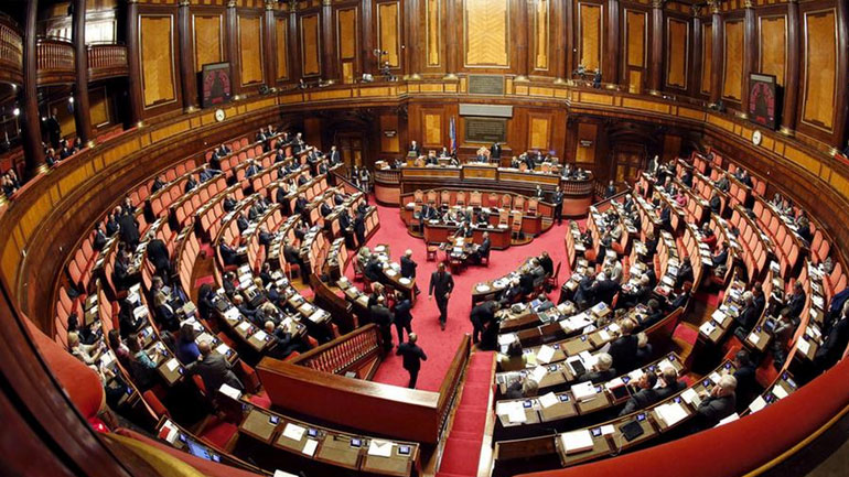 Ιταλία: Βασικό εισόδημα στο προσχέδιο προϋπολογισμού