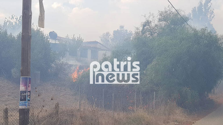 Ηλεία: Σε εξέλιξη η πυρκαγιά στη Σπιάτζα – Καίγονται σπίτια στη Σαρακίνα, δόθηκε εντολή εκκένωσης